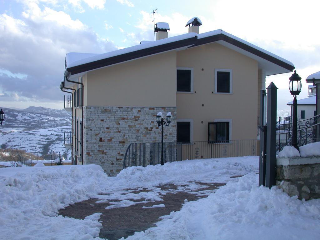 Residence Les Amis Castel Di Sangro Esterno foto